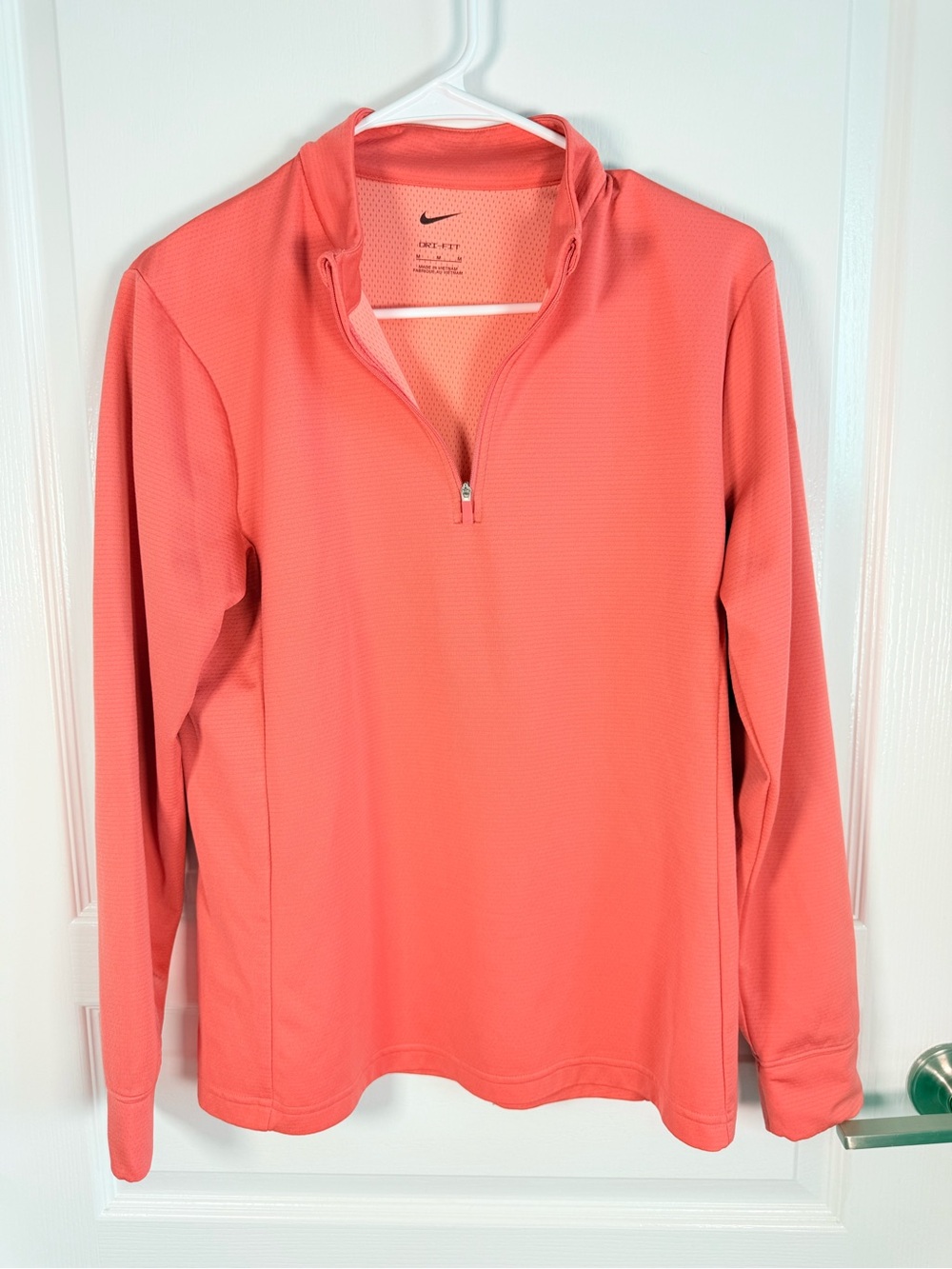 Nike Coral-Orange Half-Zip Performance Pullover size M (065)